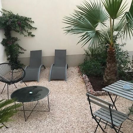 Lazare Maison De Maitre , Appartements De Standing Avec Parking Privatif A Seulement 7 Minutes A Pied Du Centre Historique De Béziers Kültér fotó