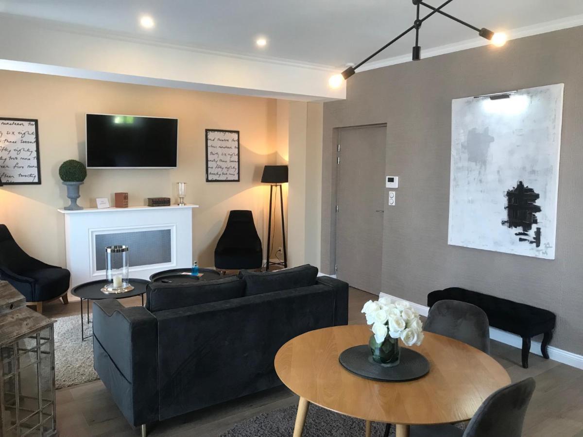 Lazare Maison De Maitre , Appartements De Standing Avec Parking Privatif A Seulement 7 Minutes A Pied Du Centre Historique De Béziers Kültér fotó